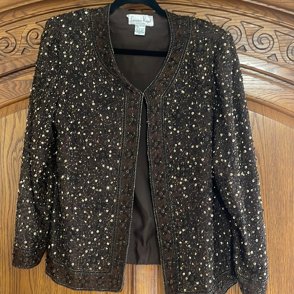 Laurence Kazar beautiful Brown sequence top. Excellent condition.